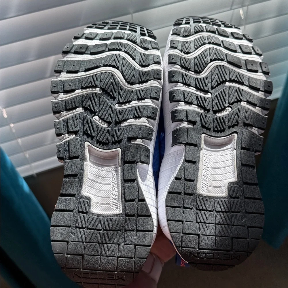 Nike Free Metcom 6 Astronomy Blue Hyper Crimson